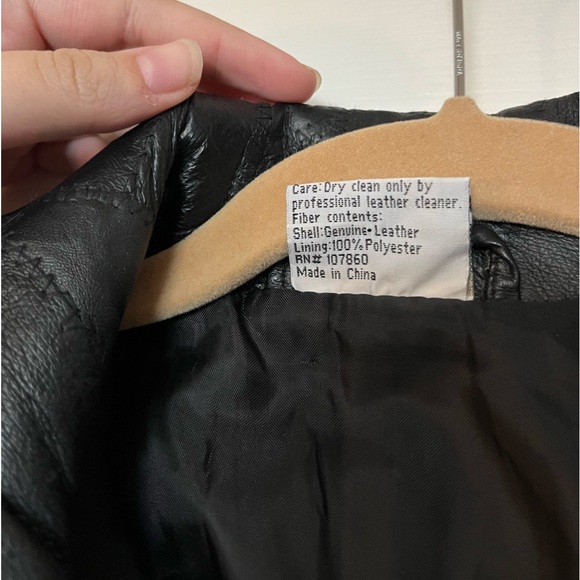 Vintage Flight Path Black Genuine Leather Monochromatic Patchwork Zip Up Jacket - Picture 5 of 9